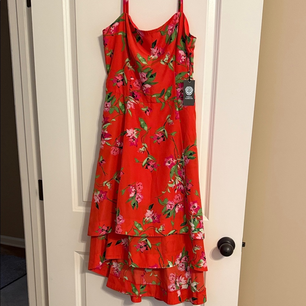 Vince Camuto Vibrant Floral
